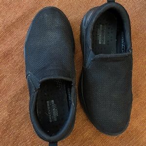 Men’s Slip-on shoes by Sketchers memory foam size 10-1/2 Wide